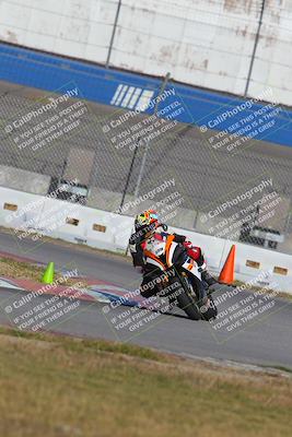 media/Nov-26-2022-Fastrack Riders (Sat) [[b001e85eef]]/Level 3/Session 3 Outside Turn 9/